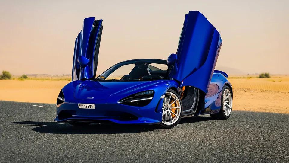Mclaren 750S Spider - 885x460